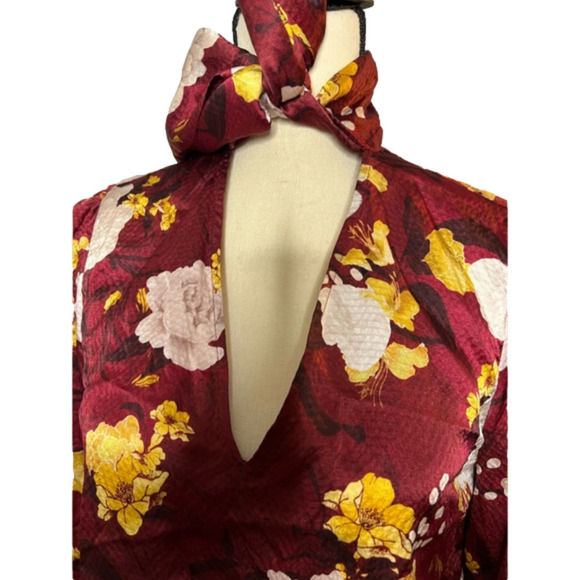 Alice + Olivia Maroon Floral Blouse with Neck Tie - Picture 7 of 13